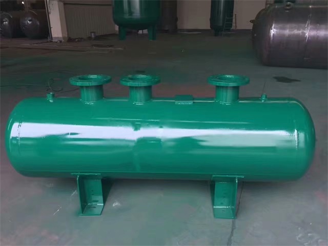 1679991473376569.jpeg 榆社榆社榆社蒸汽分气缸1.jpeg